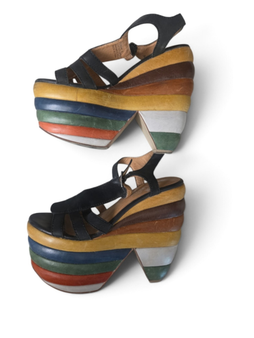 Women's Zigi Girl Wedge Sandals Size 6 Black Multi-color